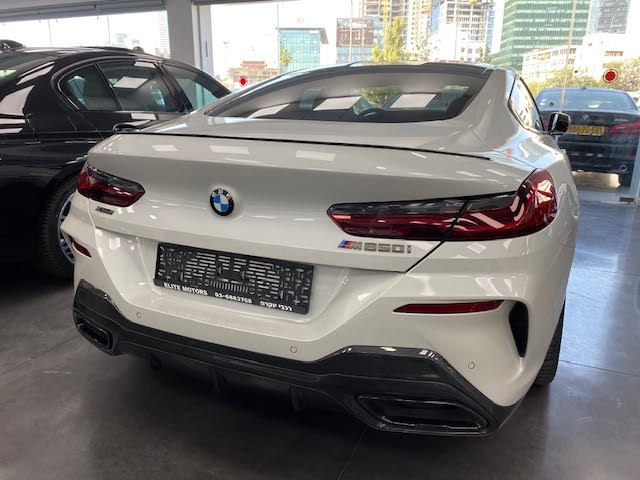 במוו M850I Coupe carbon